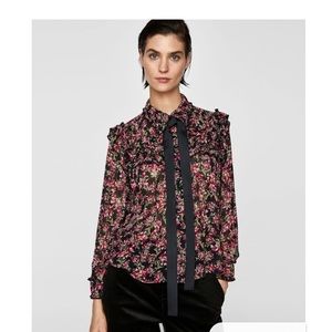 Floral ruffle blouse with bow